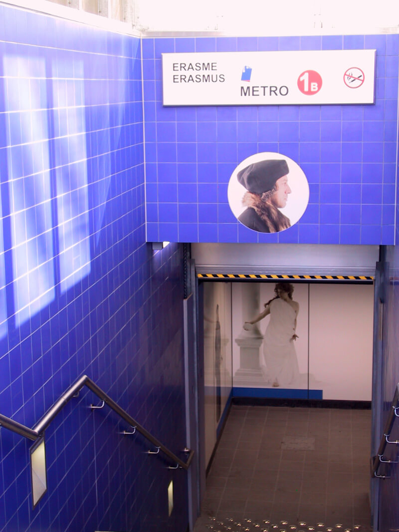 Céramique murale émaillée, station de métro Erasme à Bruxelles